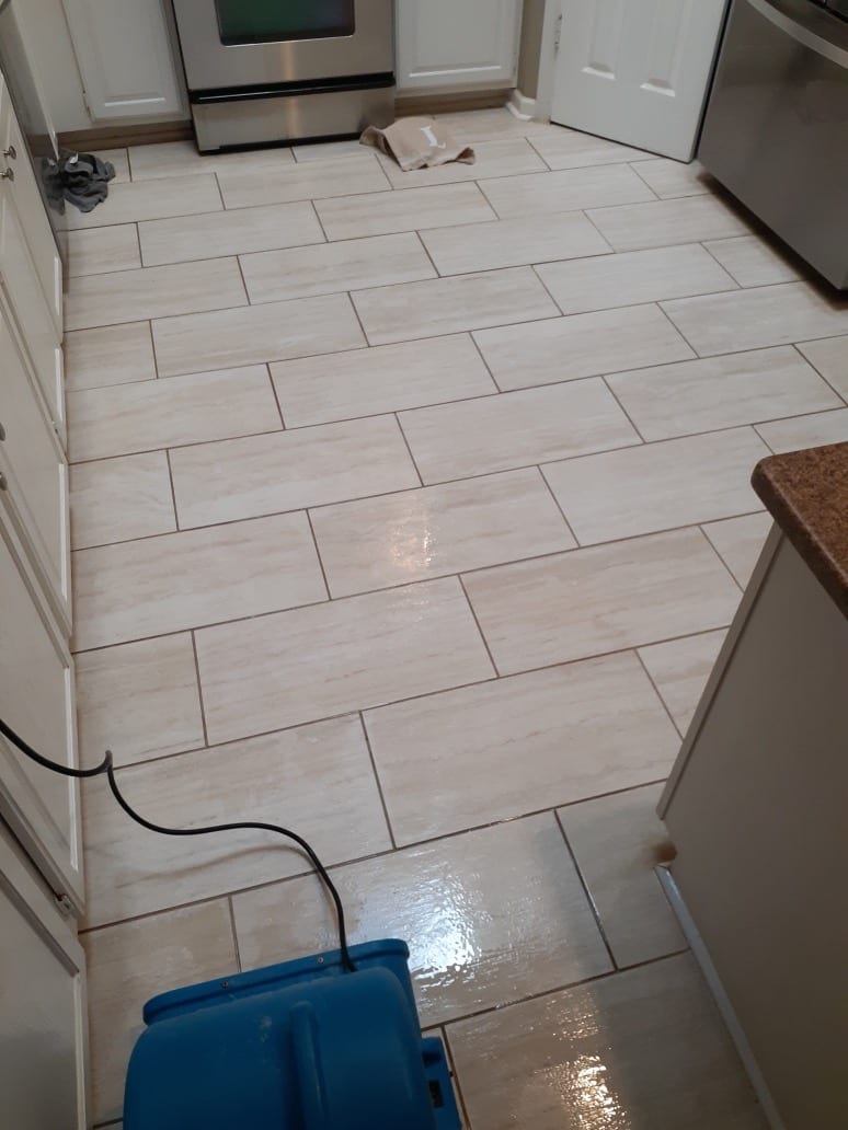 Best Way to Clean Grout (EVER!!!) 